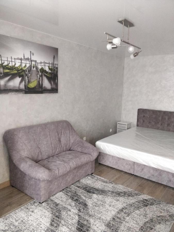 Studio Comfort On Golovna Street Cernăuți Exterior foto